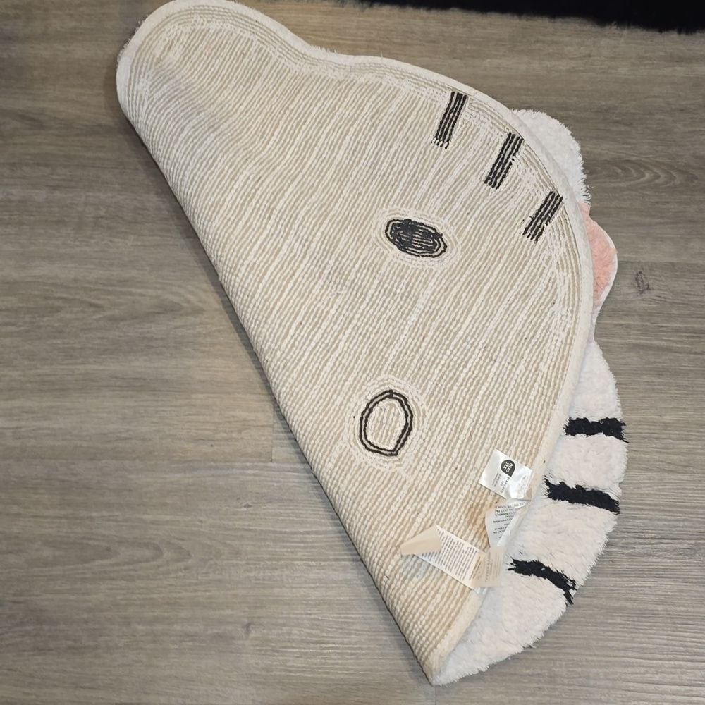Hello Kitty Logo Plush Bath Rug - Picture 6 of 6